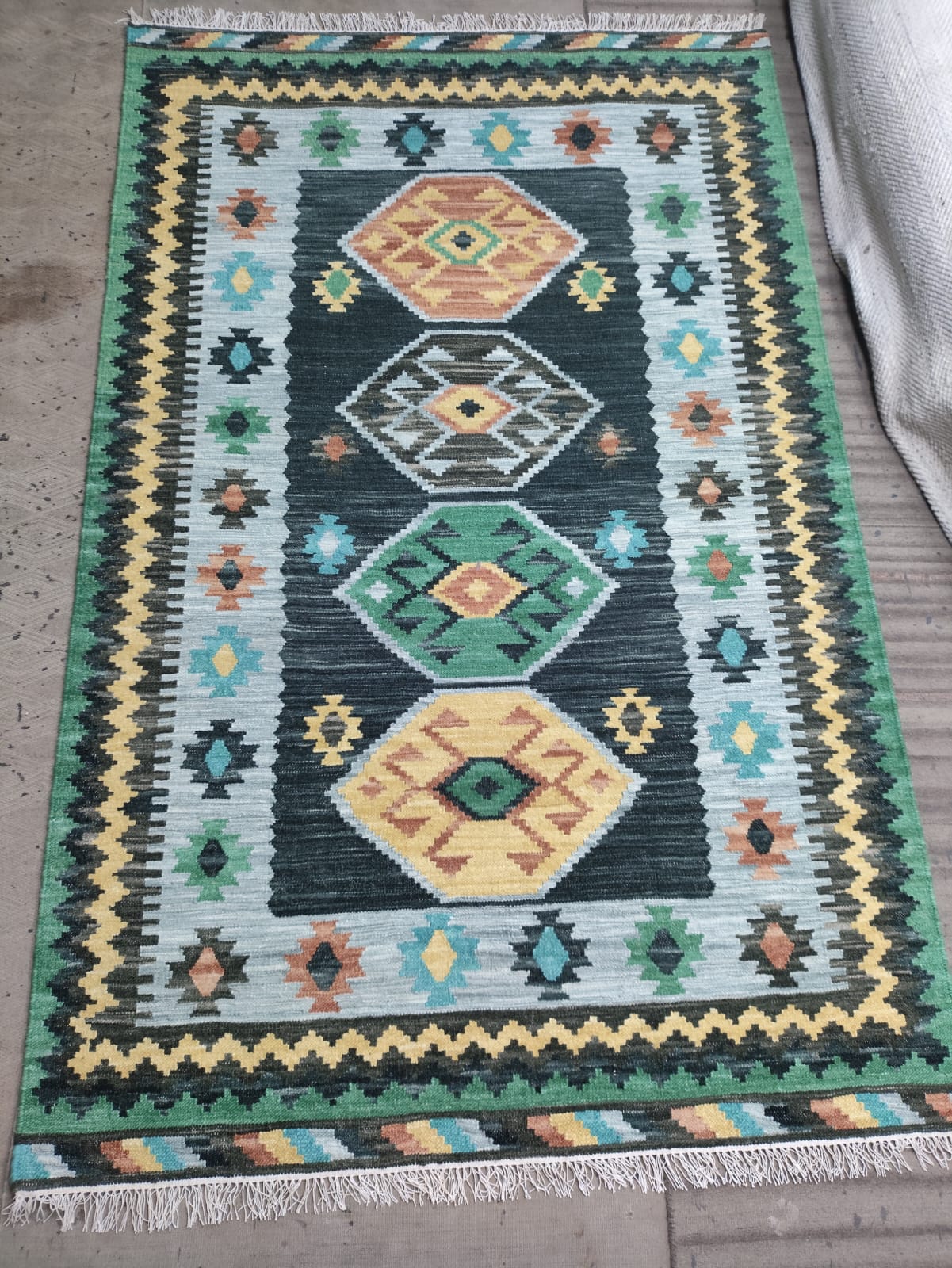 Handwoven Wool Dari Rug – Green Geometric Kilim Area Rug