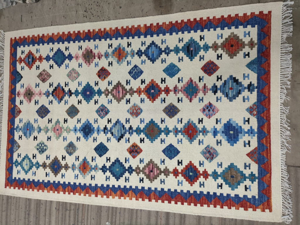Handwoven Wool Dari Rug – White Geometric Kilim Area Rug