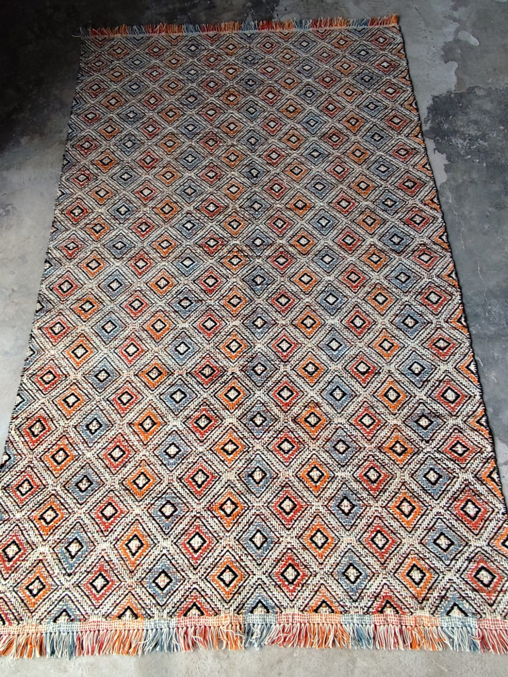 Handwoven Wool Dari Rug – Boho Diamond Geometric Kilim