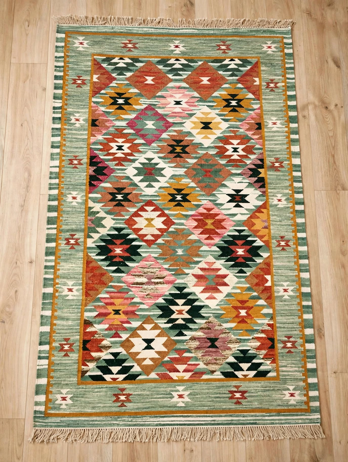Hand-Knotted Traditional Floral Wool Rug | Vintage Area Carpet by CarpetRugDecor